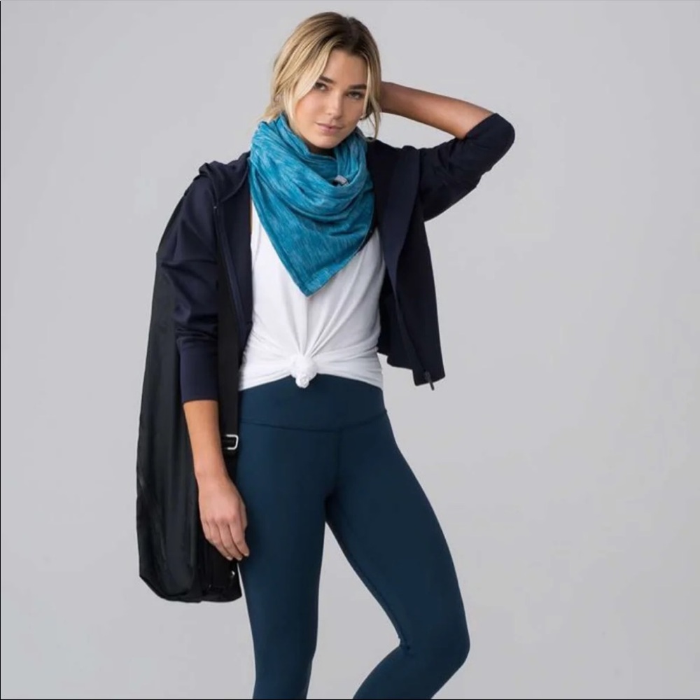 Lululemon Vinyasa Scarf